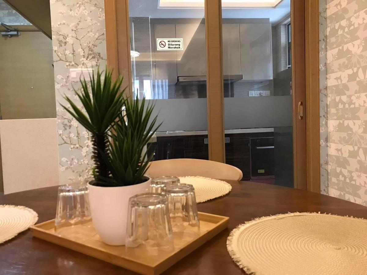 R&F Princess Cove Premium Homestay Famaily Johor Bahru Zewnętrze zdjęcie